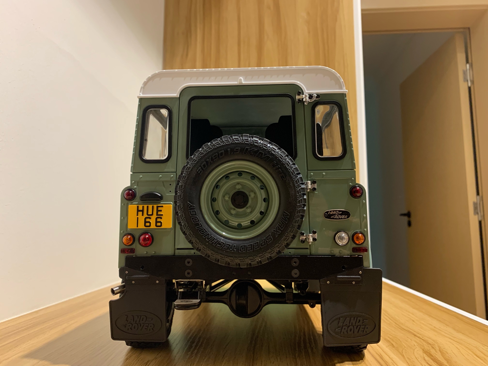 装配完成rc4wd路虎卫士d90传承版