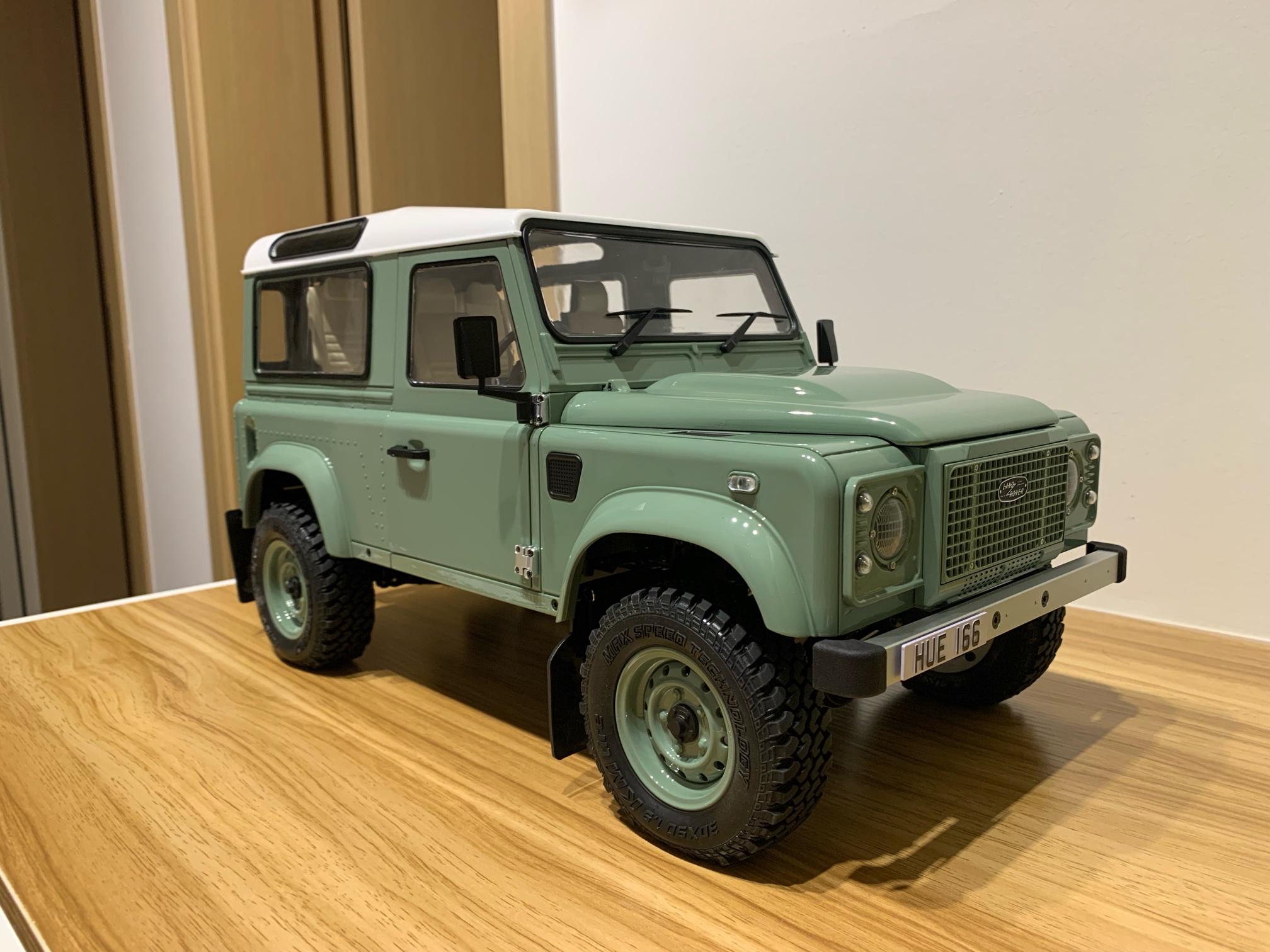 装配完成rc4wd路虎卫士d90传承版