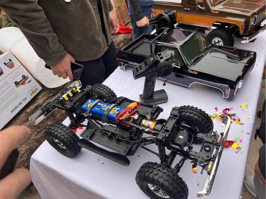 rcfans论坛 fms x 星辰越野,首届1/10攀爬车障碍挑战赛,女车手2024年